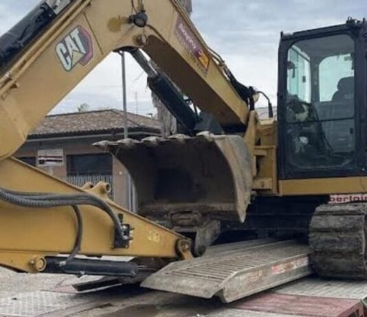 Visciano: finge il furto dell’escavatore per non pagare il leasing, denunciato 54enne