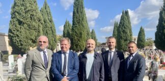 Cercola, Peppe Iodice al cimitero per girare il suo primo film