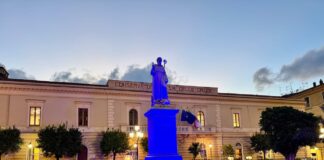 Sorrento, luci accese per celebrare la nascita o l’adozione dei bambini