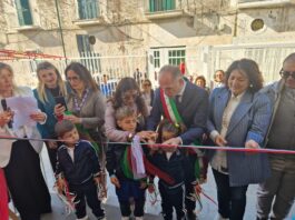 Torre del Greco: inaugurato il ristrutturato plesso Orsi di via Lava Troia