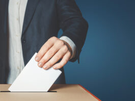 Regionali in Campania: depositate 20 liste per le elezioni del 23 e 24 novembre