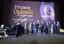 La città che si rispecchia nel mare: Torre Annunziata celebra il Premio Oplonti tra memoria, arte e diritti