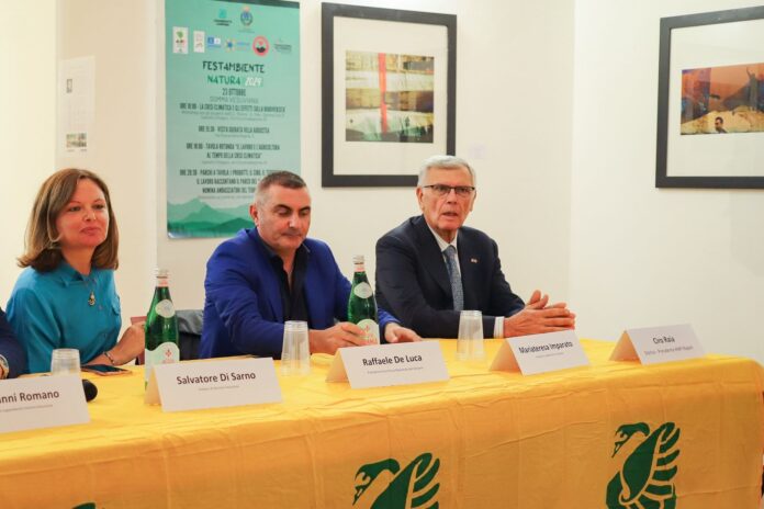 Sul Vesuvio torna “Parchi a Tavola”: un viaggio tra biodiversità, gusto e sostenibilità Sul Vesuvio torna “Parchi a Tavola”: un viaggio tra biodiversità, gusto e sostenibilità