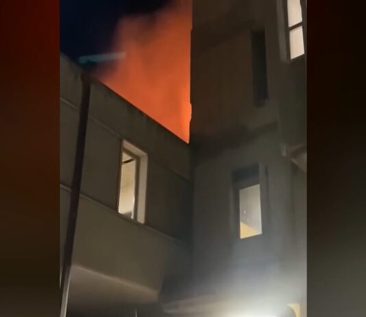 Napoli, incendio nella notte all’Ospedale San Giovanni Bosco: ore per spegnere le fiamme, si indaga sulle cause
