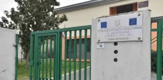 Napoli, Piazza Sant’Anna a Capuana: rapina una donna, arrestato minorenne