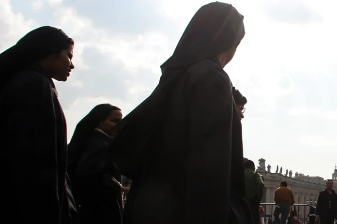 Napoli, San Giovanni a Teduccio: in fuga dalle suore, furto sventato in una scuola. Denunciato un 29enne