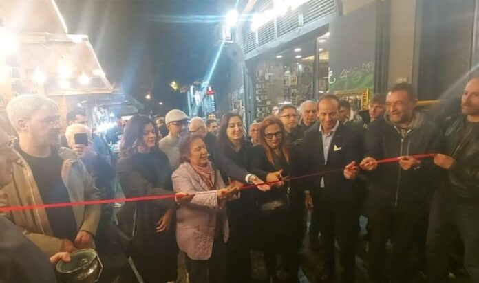 Inaugurata la 154ª Fiera di Natale di San Gregorio Armeno: un’edizione dedicata a James Senese