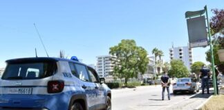 Napoli, Case Nuove: perseguita e aggredisce l’ex compagna, 43enne arrestato dalla Polizia