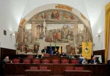 Città Metropolitana di Napoli: via libera a fondi per scuole, strade e iniziative natalizie