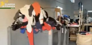 Ercolano, sequestrato deposito abusivo di rifiuti tessili: denunciato un 25enne pregiudicato
