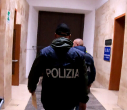 Acerra: destinatario di mandato di arresto europeo, arrestato 26enne dalla Polizia