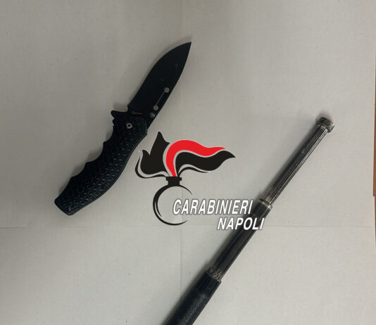 Napoli, impennano e fuggono alla vista dei carabinieri: denunciati due 16enni e un 17enne