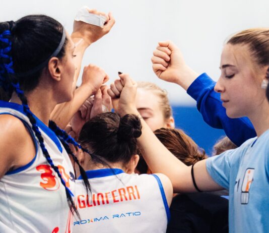 Serie B Femminile, ritorno vincente al PalaCaravita: Napoli batte Angri con una grande prova di carattere