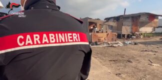 Giugliano in Campania, sversava oli esausti nel terreno: arrestato 19enne. Decisivo il dispositivo “Terra dei Fuochi”