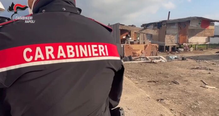 Giugliano in Campania, sversava oli esausti nel terreno: arrestato 19enne. Decisivo il dispositivo “Terra dei Fuochi”