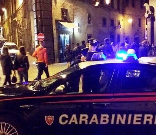 Napoli: controlli ai baretti, nel mirino dei carabinieri i parcheggiatori abusivi