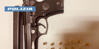 Napoli, Coroglio: sorpreso con una pistola. Arrestato un 23enne