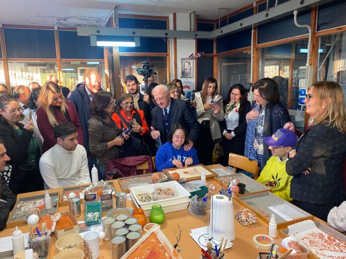Torre del Greco “Natale di corallo”: i ragazzi autistici protagonisti del laboratorio di “Sulle ali dell’Airone”