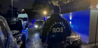 Giugliano in Campania: sei arresti per estorsioni e legami con il clan Mallardo