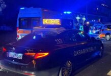 Incidente sull'A2: perde il controllo dell’auto e finisce fuori carreggiata, morto un 54enne