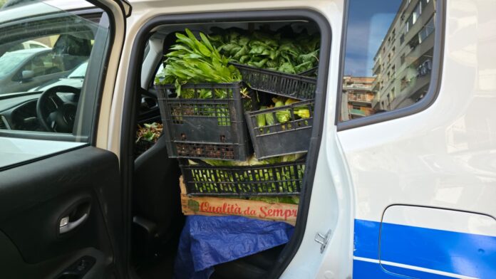 Castellammare di Stabia, commercio abusivo: sequestrata la merce, denunciato un uomo