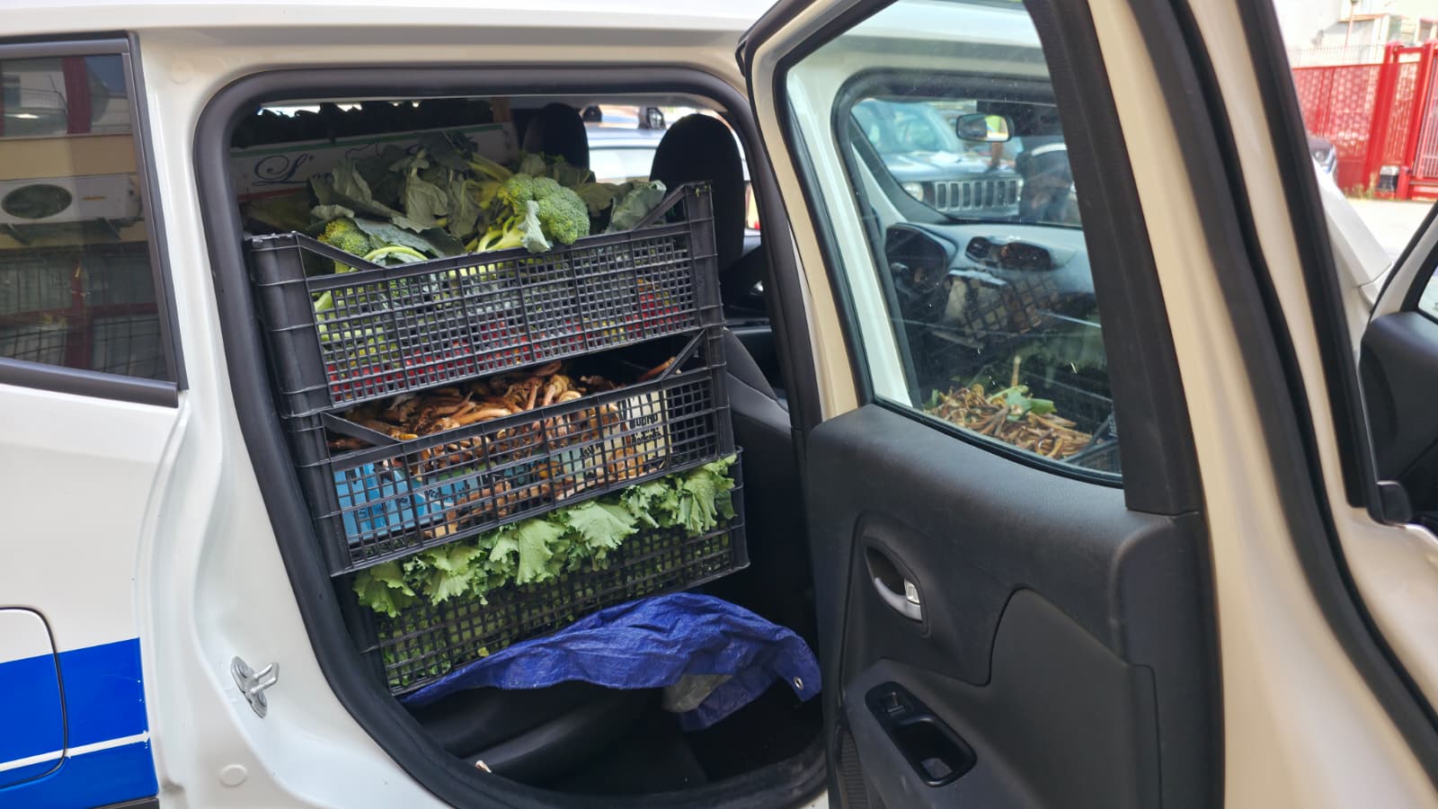 Castellammare di Stabia, commercio abusivo: sequestrata la merce, denunciato un uomo