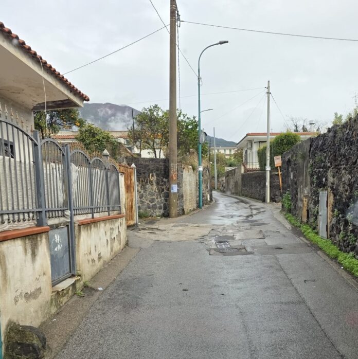 Torre del Greco, nuovo percorso per la linea C: accordo tra Comune ed Eav. Mennella: «Intervento necessario per rispondere ai cittadini»