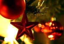 Torre Annunziata accende il Natale: villaggio di Babbo Natale, presepe vivente e luci sulle chiese