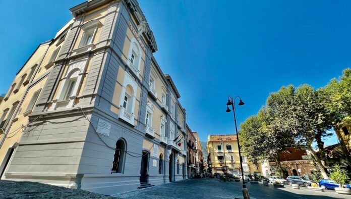 Castellammare, Vicinanza attacca Ruotolo: “Dimettersi è un errore politico. Noi andiamo avanti contro la camorra” Castellammare, Vicinanza attacca Ruotolo: “Dimettersi è un errore politico. Noi andiamo avanti contro la camorra”