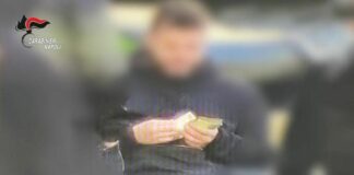 Napoli e provincia, smantellata la “centrale operativa” delle truffe agli anziani