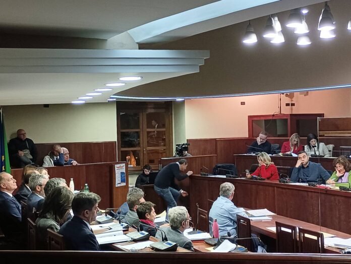 Torre del Greco, via libera al bilancio di previsione 2026: ok prima di fine anno per il terzo anno consecutivo