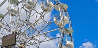 Edenlandia, non solo giostre: a Natale il parco diventa la casa del gioco da tavolo a Napoli