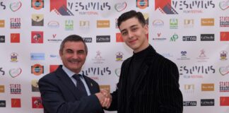 Vesuvius Film Festival 2025: Luigi Zeno premiato come Miglior Attore. Con Massimiliano Gallo un dialogo tra generazioni