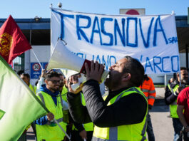 Vertenza Stellantis-Trasnova, Pomigliano si schiera con i lavoratori