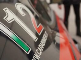 Napoli, Volla, sigarette di contrabbando in vendita per strada: arrestato 68enne