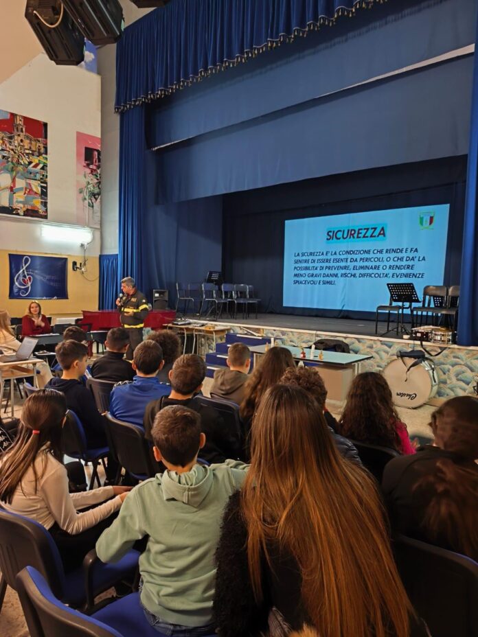 Pimonte dice no ai botti pericolosi: incontro educativo in vista del Capodanno