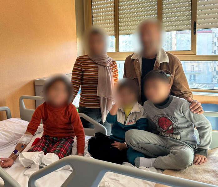 Dal Gaza al Santobono: bimba di 7 anni arriva a Napoli per cure specialistiche. Conenna: “Percorso terapeutico per il miglior recupero possibile”