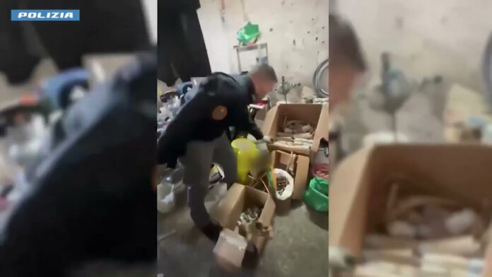 Sant’Antimo, scoperta fabbrica illegale di fuochi d’artificio: denunciato un 34enne