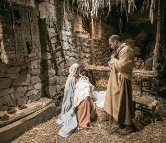 Agerola, la magia del Natale rivive a Campora: torna il Presepe Vivente con oltre 300 figuranti