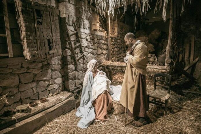 Agerola, la magia del Natale rivive a Campora: torna il Presepe Vivente con oltre 300 figuranti Agerola, la magia del Natale rivive a Campora: torna il Presepe Vivente con oltre 300 figuranti