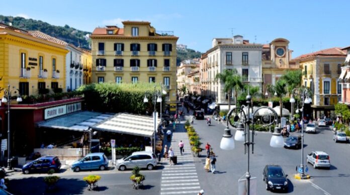 Castellammare, raid in discoteca a Sorrento: arrestato 27enne stabiese
