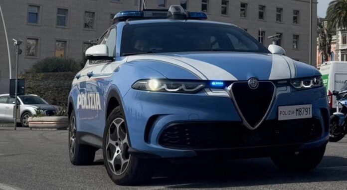 Operazione contro la pedopornografia nel Napoletano: arrestato un uomo in flagranza Operazione contro la pedopornografia nel Napoletano: arrestato un uomo in flagranza