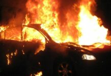 Auto in fiamme all’alba tra Sant’Anastasia e Casalnuovo: indagini in corso Auto in fiamme all’alba tra Sant’Anastasia e Casalnuovo: indagini in corso