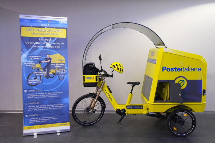 Poste Italiane sperimenta nuove cargo e-bike elettriche per le consegne nei centri storici