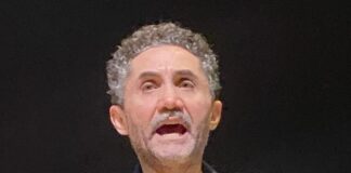 “Il Sindaco Scomparso”: a Napoli uno spettacolo di teatro civile sulla memoria e la giustizia