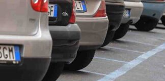 Piano di Sorrento, parcheggi a pagamento: dal 1° gennaio 2026 nuove modalità di pagamento sulle strisce blu