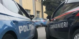Castellammare di Stabia, fuga e inseguimento per le strade cittadine: arrestato 38enne con droga