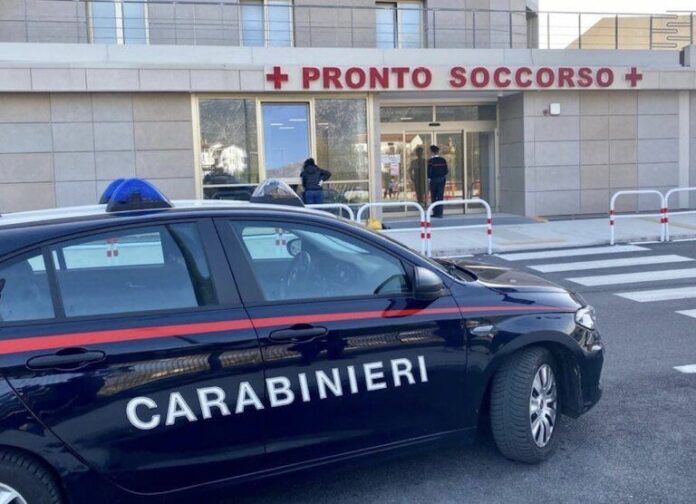 Napoli e Pozzuoli, doppio episodio negli ospedali: sanitari vittime di furti e aggressioni