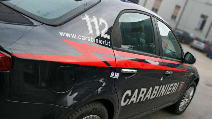 Casalnuovo di Napoli, sorpreso tra le auto in sosta: arrestato un ladro dai Carabinieri