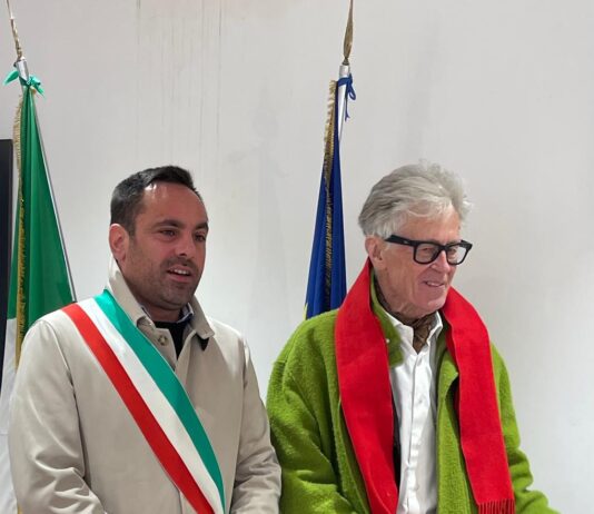 Vico Equense conferisce la Cittadinanza Italiana a Derrick de Kerckhove